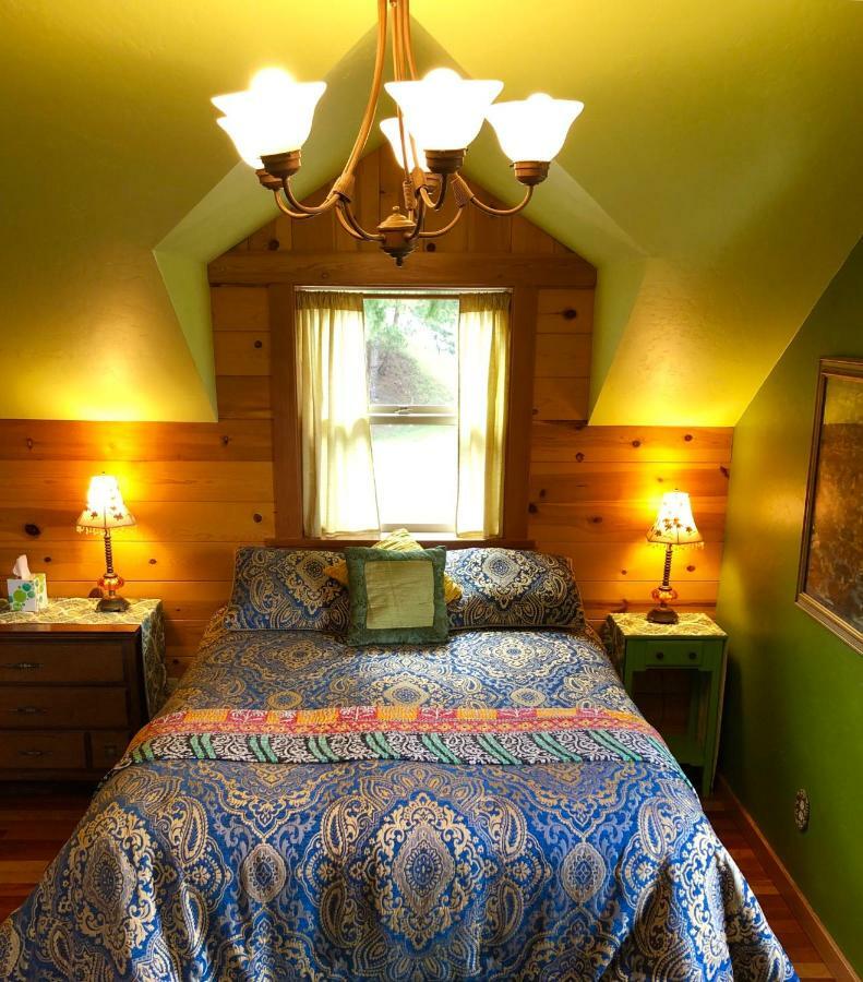 Juniper Lane Guest House フライデー・ハーバー エクステリア 写真